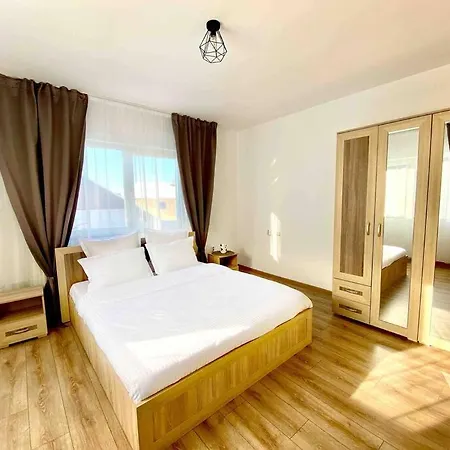 Premium Mountain View
